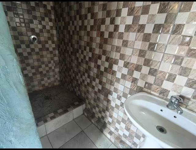 7 BEDROOM HOUSE FOR SALE IN SOSHANGUVE T